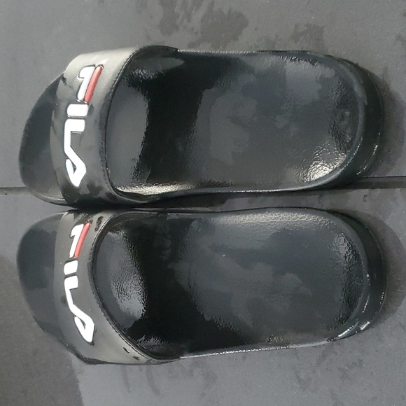 Brand new women's drifter Fila sandel - Picture 3 of 4